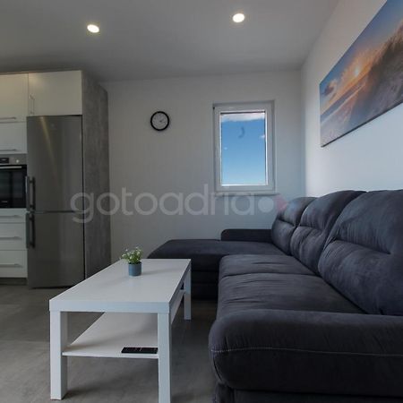 Sea View Apartments Diana Макарска Екстериор снимка