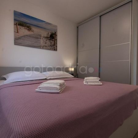 Sea View Apartments Diana Макарска Екстериор снимка