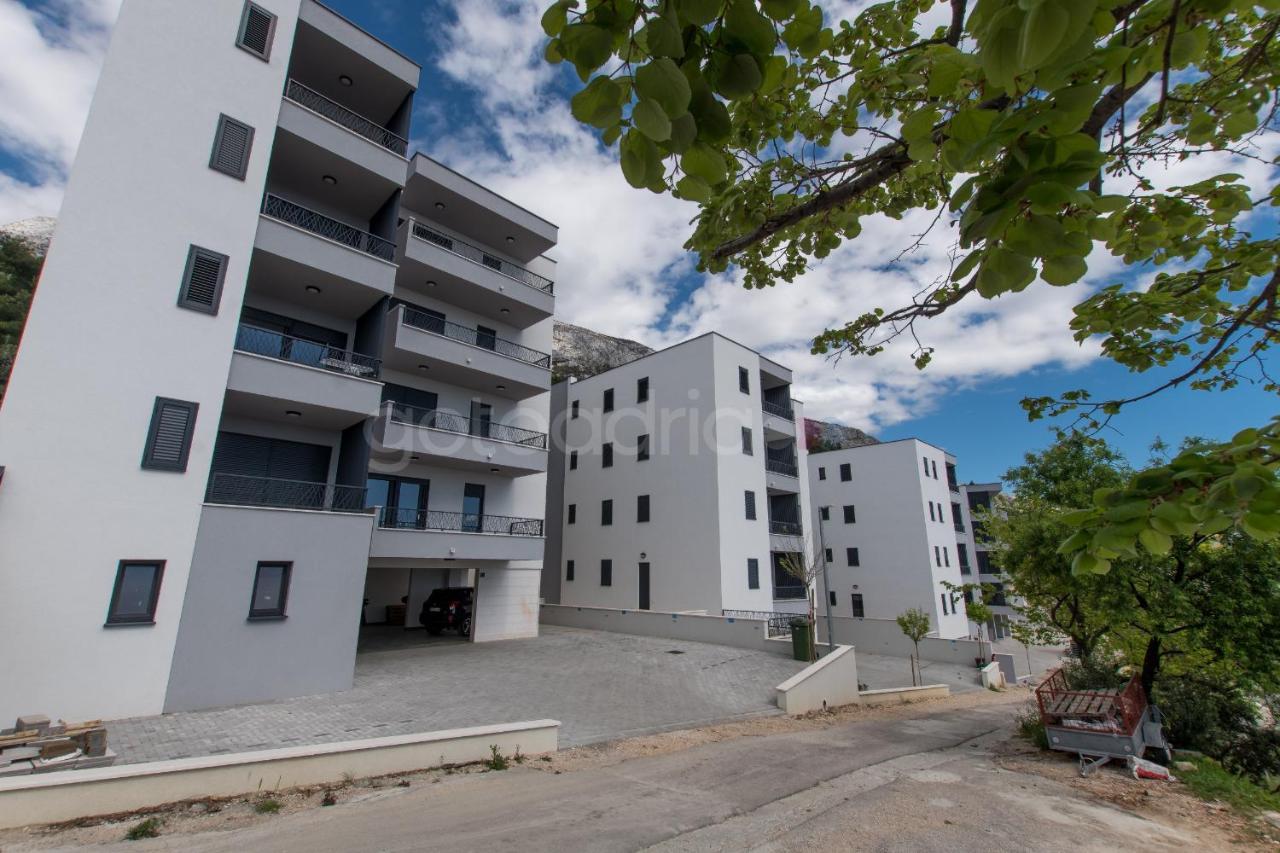 Sea View Apartments Diana Макарска Екстериор снимка