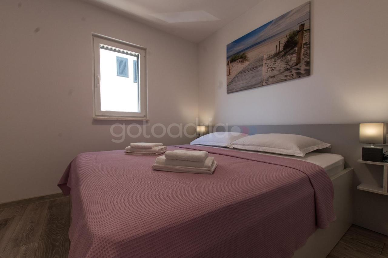 Sea View Apartments Diana Макарска Екстериор снимка